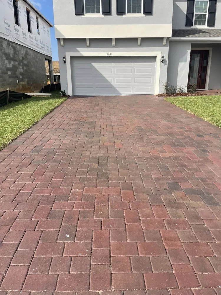 Slide of Gilcolm Multiservices