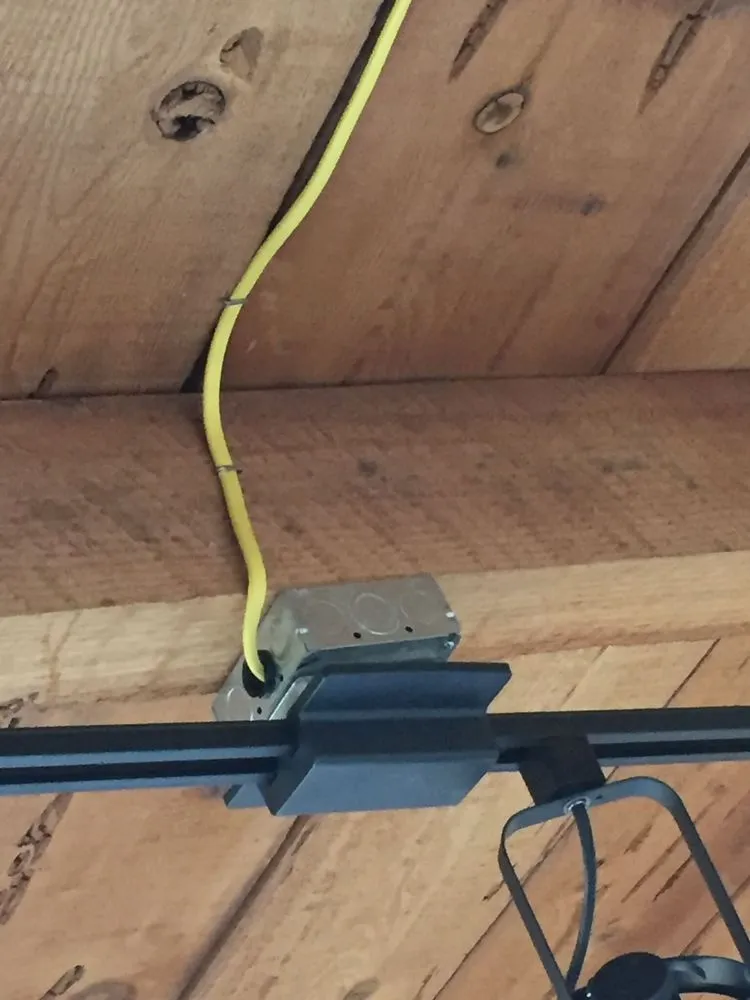 Professional outlet and switch repair service in Oakland, CA - Gill's Electric Co