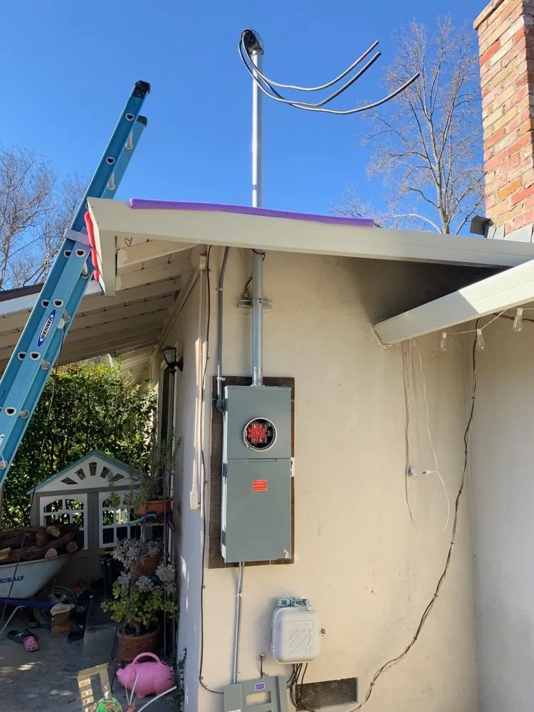 Slide of Gilwee Electric