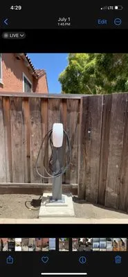 Gin Lam Electric Logo