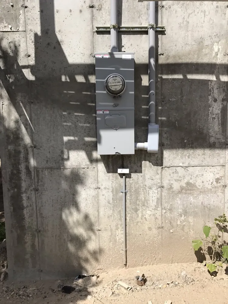 Slide of Gina Electric