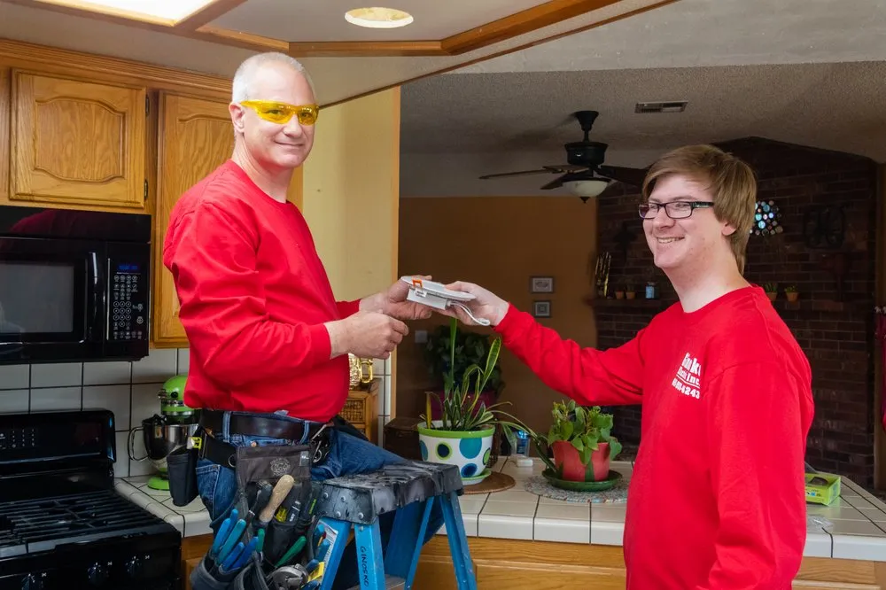 Slide of Ginosko Electric