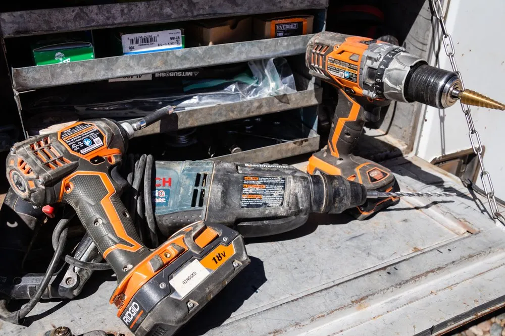 Slide of Ginosko Electric