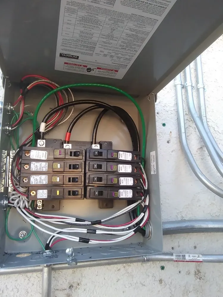 Licensed lighting installation service in ,  - Ginosko Electric