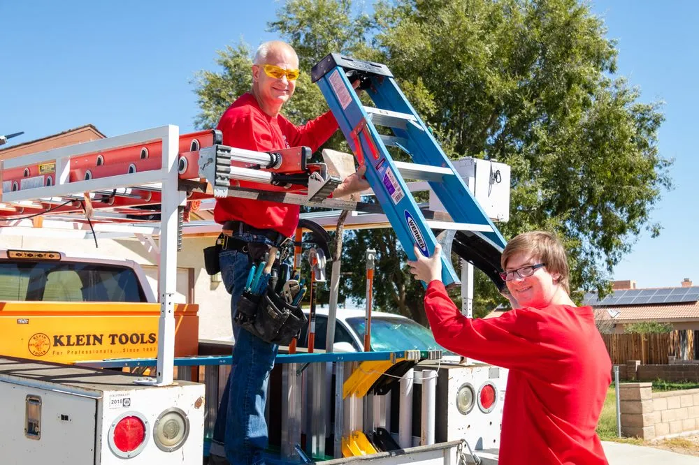 Slide of Ginosko Electric