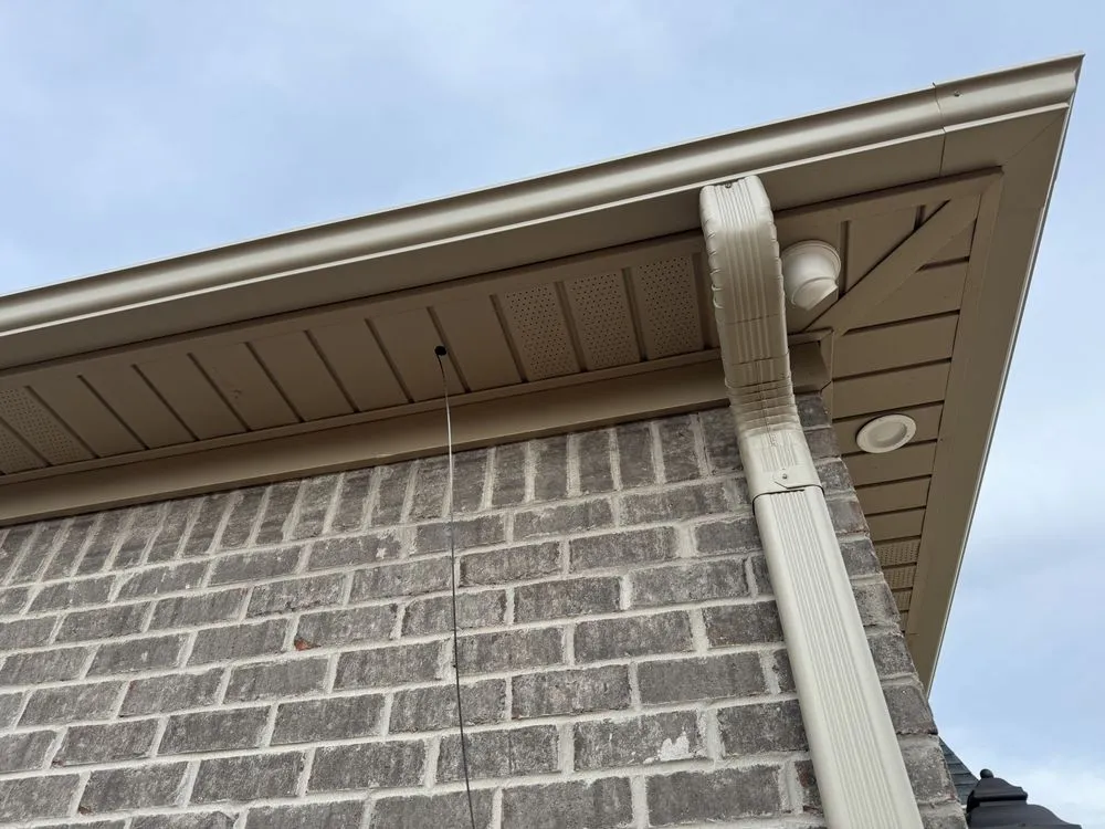 Licensed outlet and switch repair in , by GKT Networking & Electrical Services