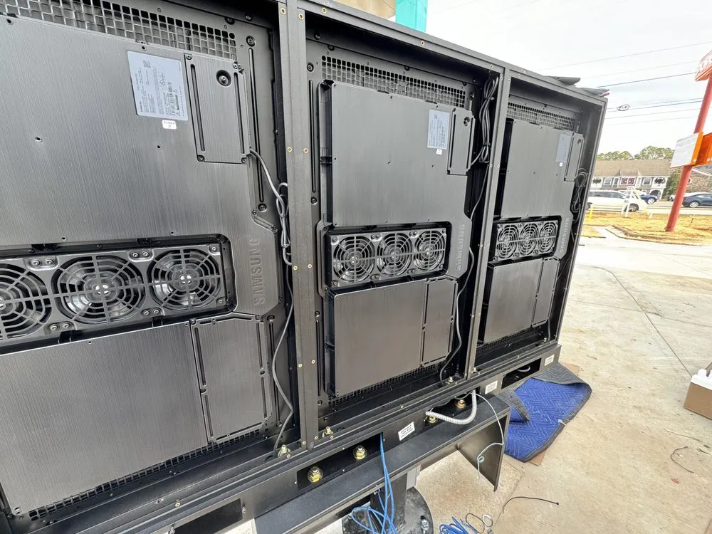 Professional electrician providing emergency electrical service in ,