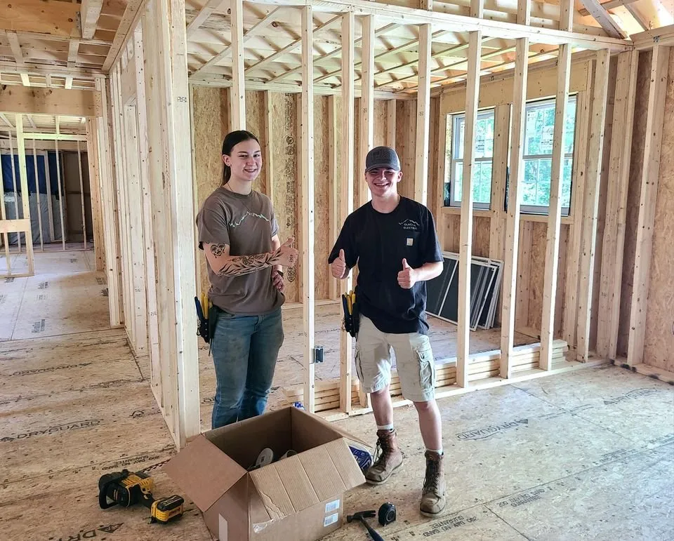 Slide of Glacier Electric