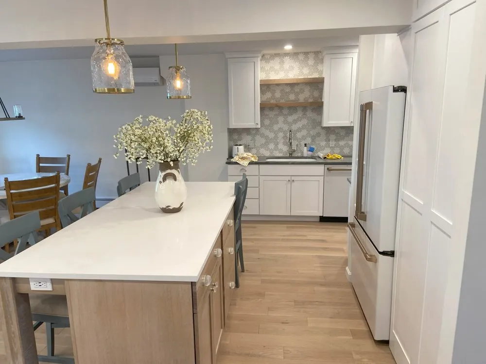 Slide of Glacier Electric