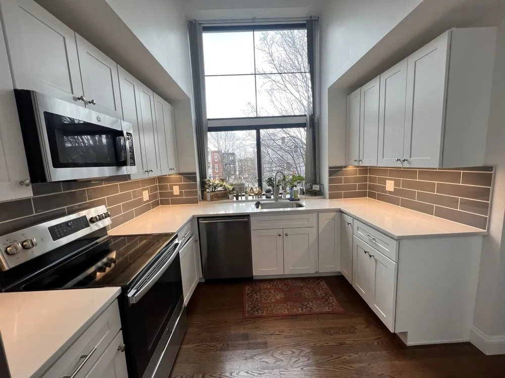 Slide of Glacier Electric