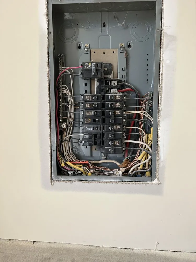 Slide of Gladfelters Home Improvements