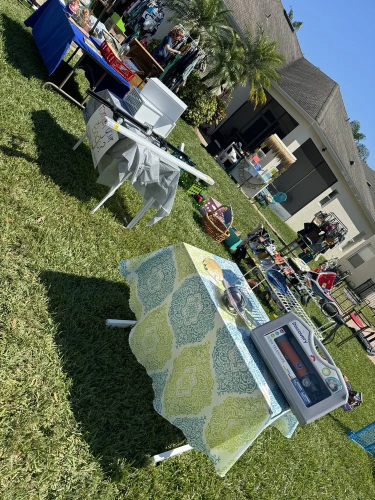 Slide of Glassy Whittle Threads