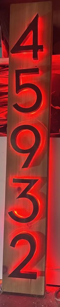 Slide of Glassy Whittle Threads