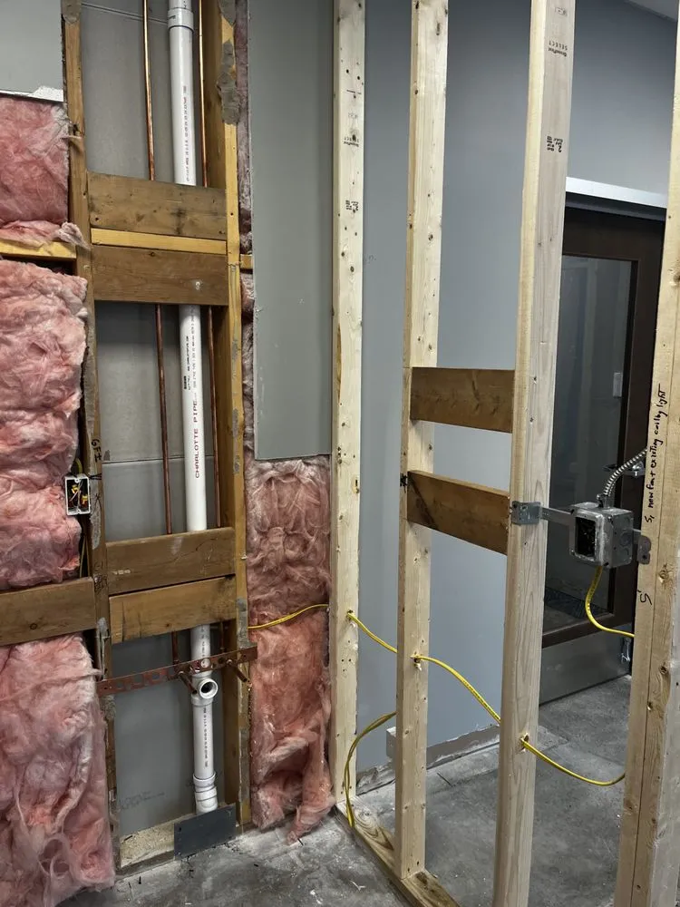 Slide of Glassy Whittle Threads