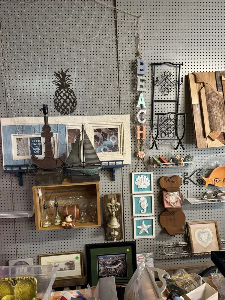 Slide of Glassy Whittle Threads