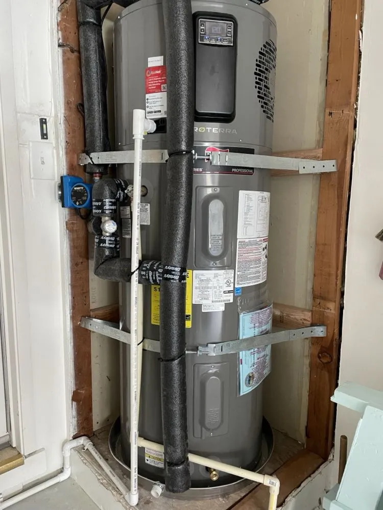 Slide of GLD Green Energy