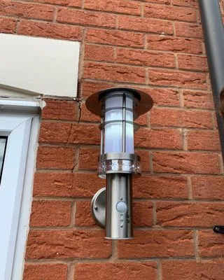 Glitch Emergency Electrician Logo