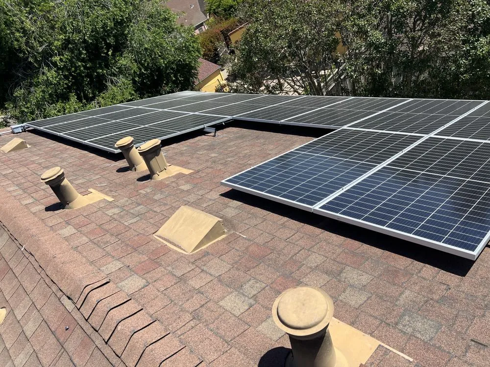 Slide of Glo Electric