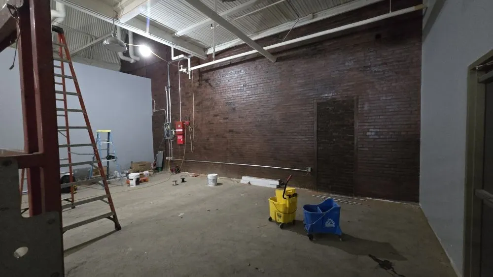 Affordable electrician providing lighting installation in , 