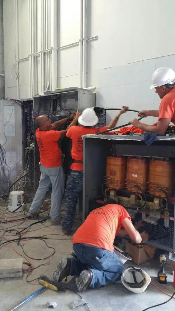 Slide of Global Electrical Contractor