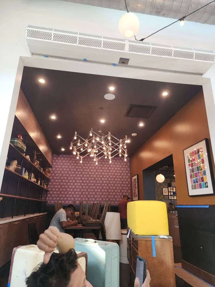 Slide of Globe Star Electric