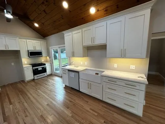 G&M Electrical Services Logo