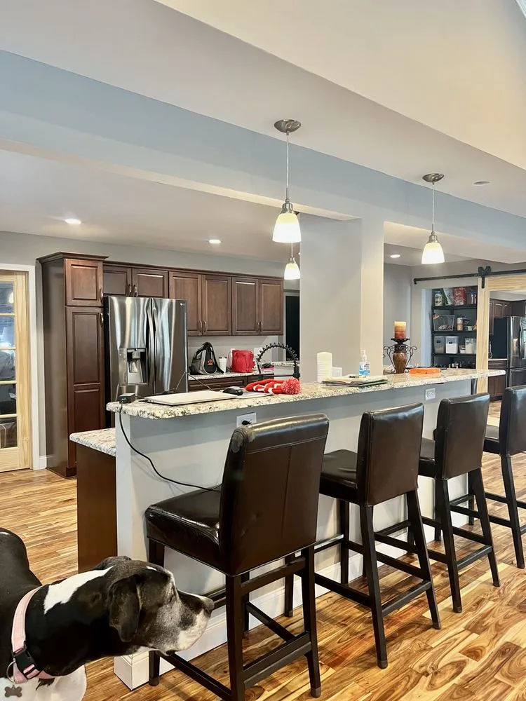 Slide of GNG Electric