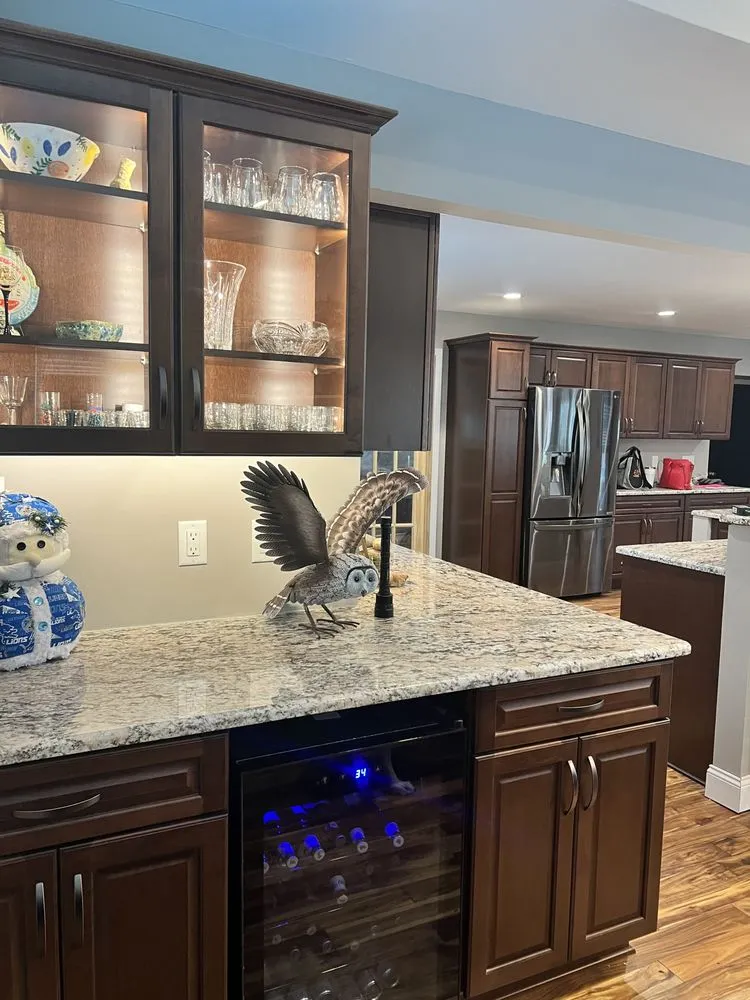 Slide of GNG Electric