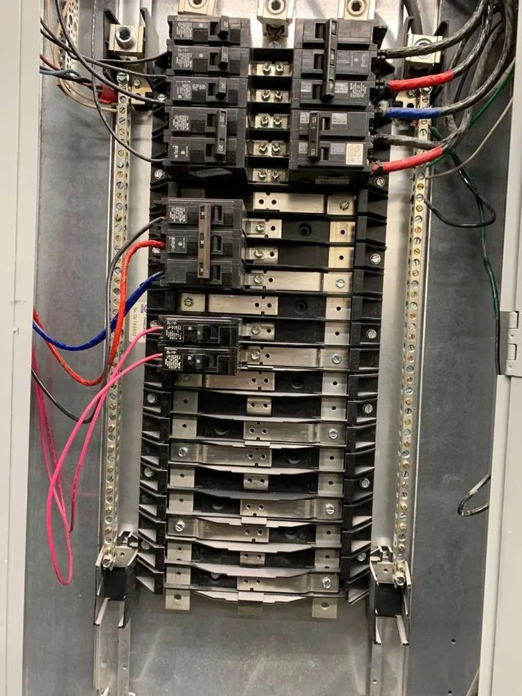 Slide of GNH Company Electric