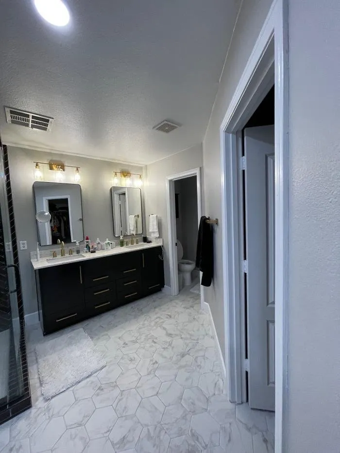 Slide of GNJ Electric