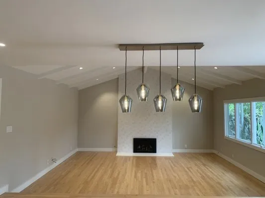 Go Bay Electric Logo