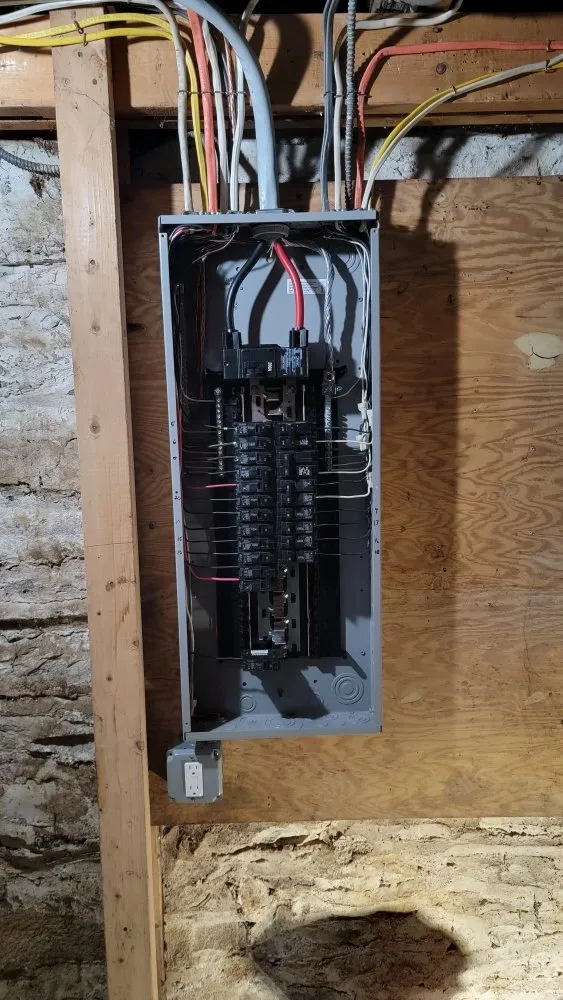 Certified electrician providing emergency electrical service in Walden, NY - GO Electric