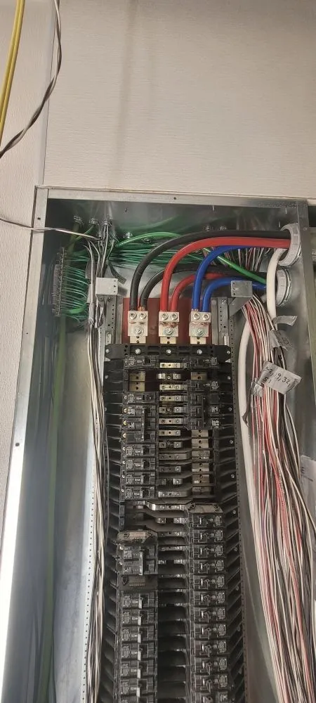 Slide of Go Electrical Services