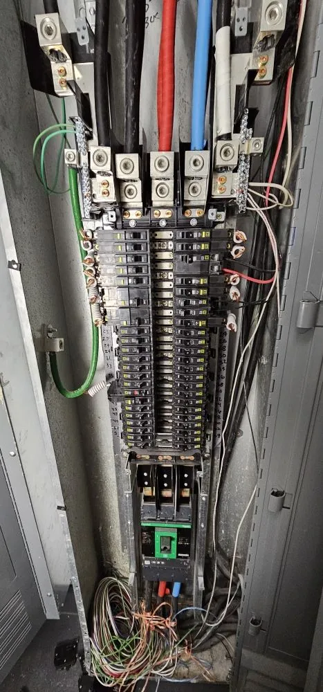 Slide of Go Electrical Services