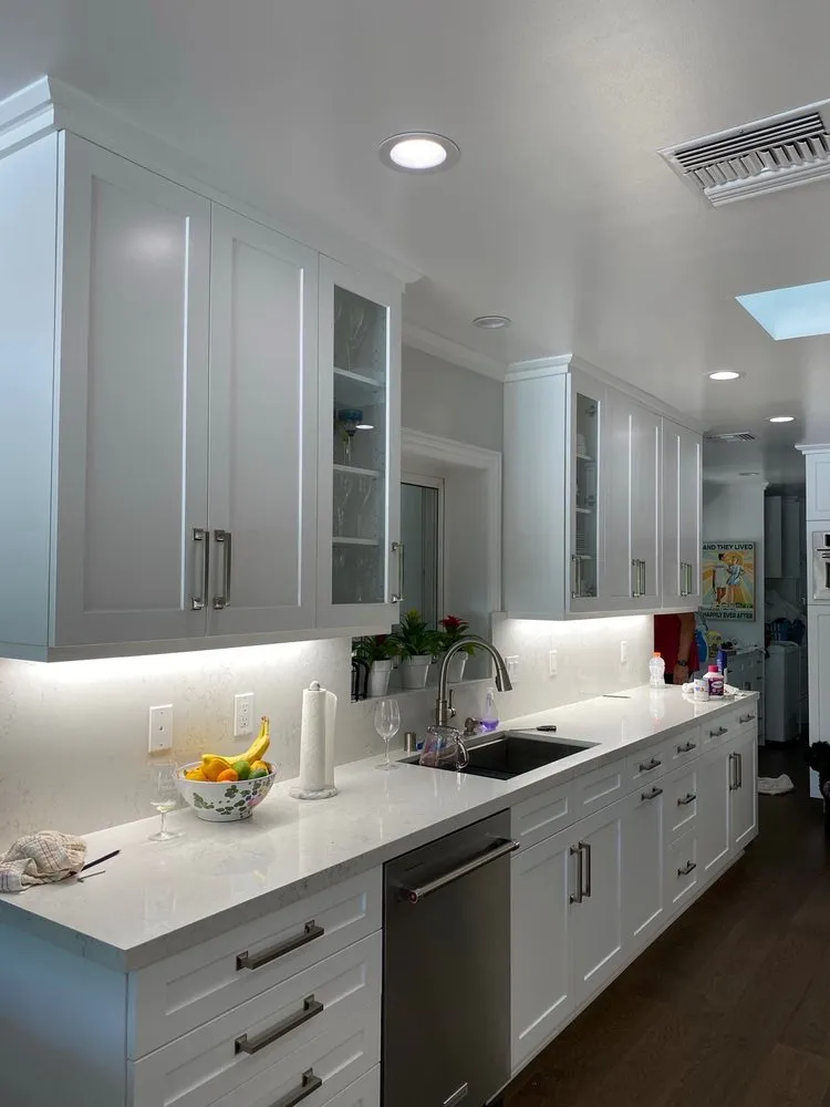 Certified outlet and switch repair service in Encino, CA - Go Green Electric