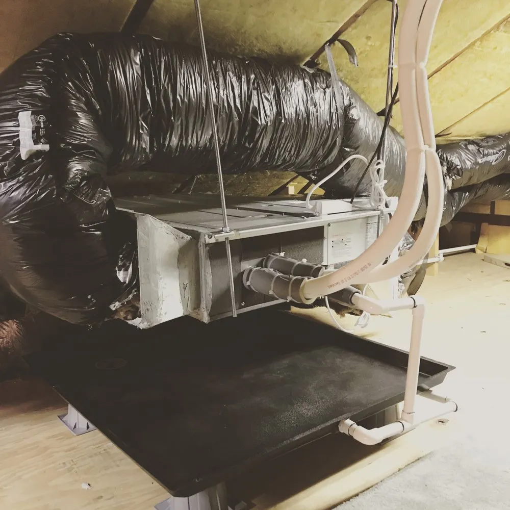 Emergency outlet and switch repair in Seattle, WA by Go-Green Heating AC & Electric
