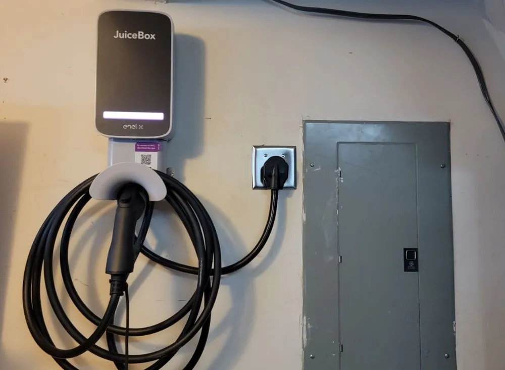 Slide of Go Hawk Electric