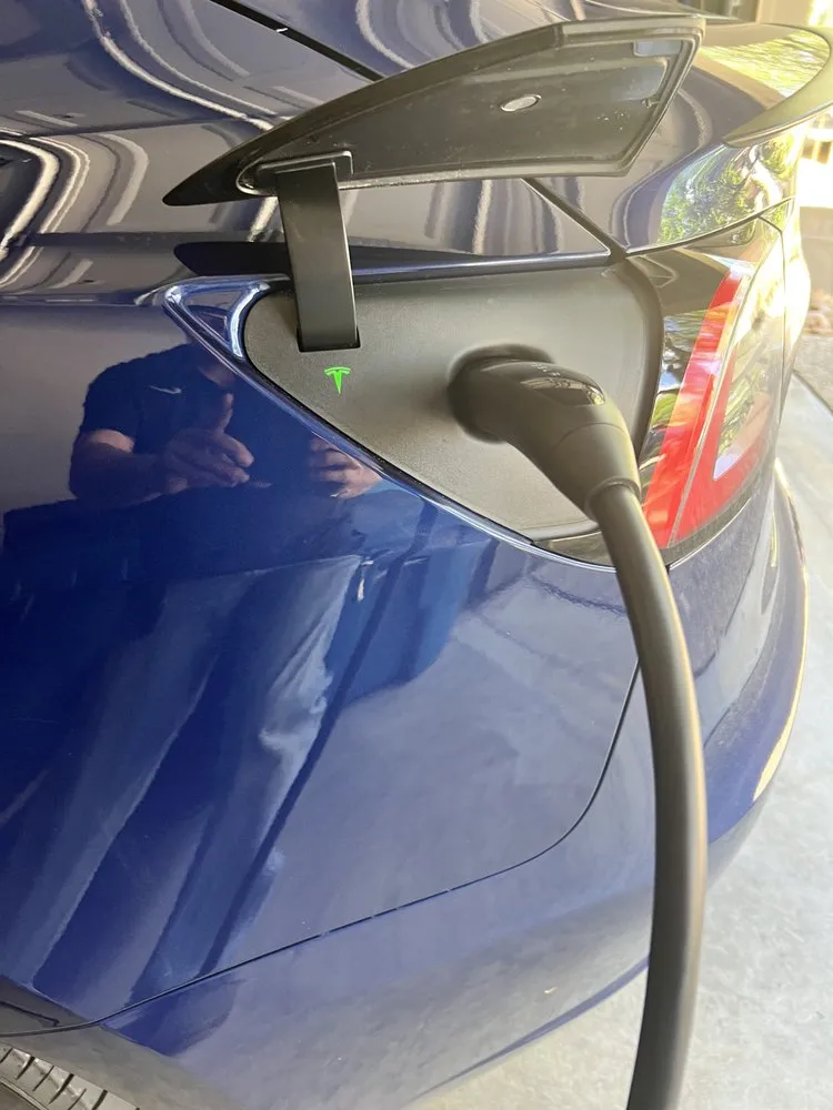 Slide of Gogen Services