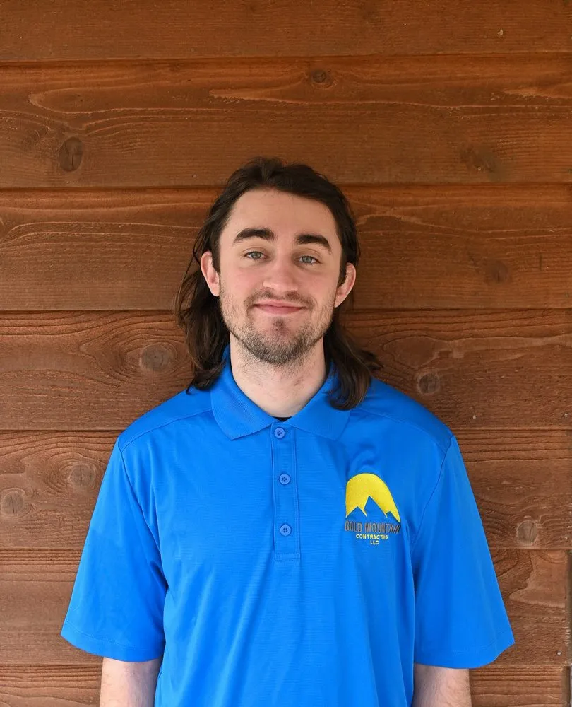 Slide of Gold Mountain Contracting