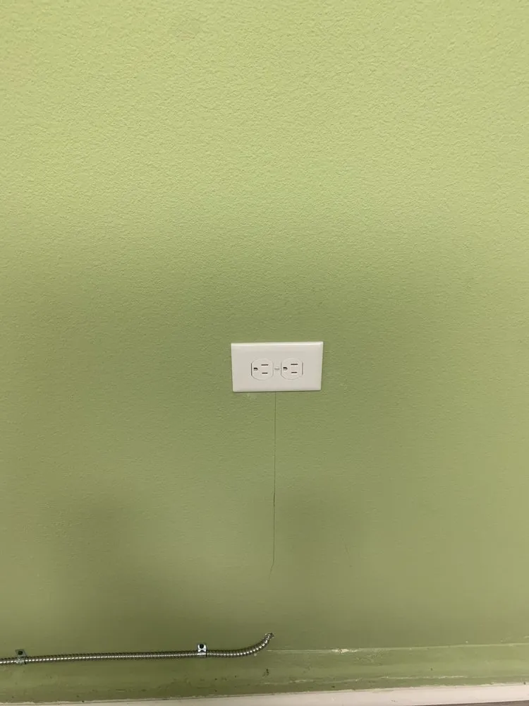 Slide of Goldcoast Electric