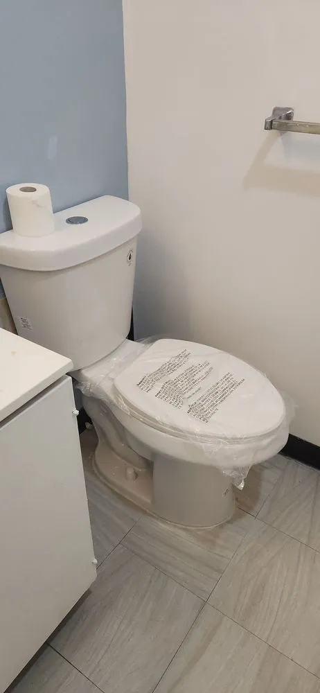 Slide of Golden American Maintenance and Cleaning Services