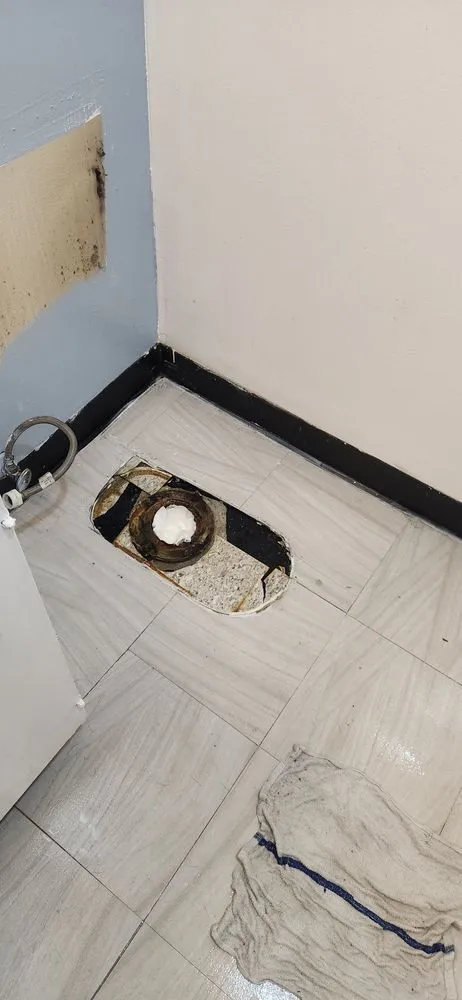 Slide of Golden American Maintenance and Cleaning Services