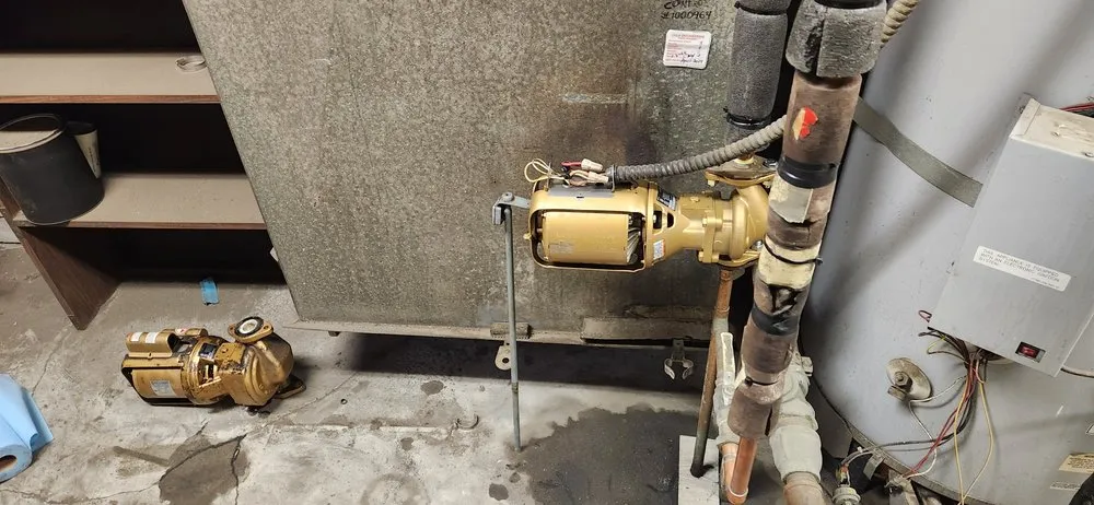 Slide of Golden American Maintenance and Cleaning Services