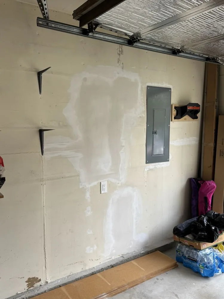 Reliable emergency electrical service experts serving ,  - Golden Electrical Services