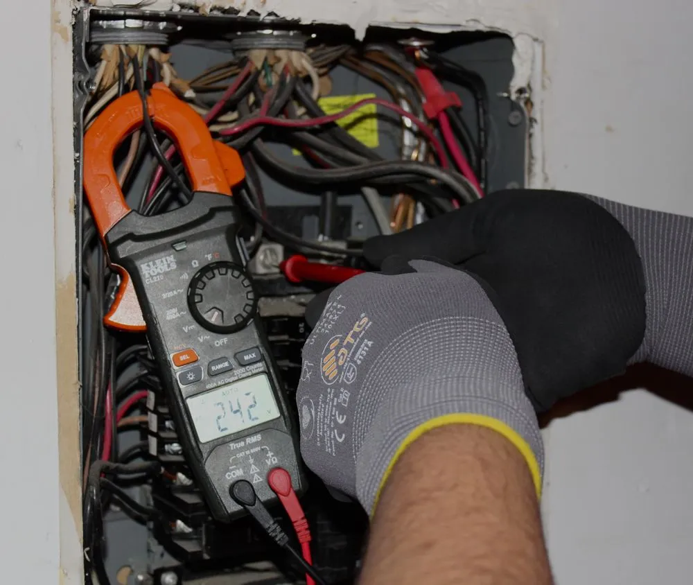 Slide of Golden Electrical Services