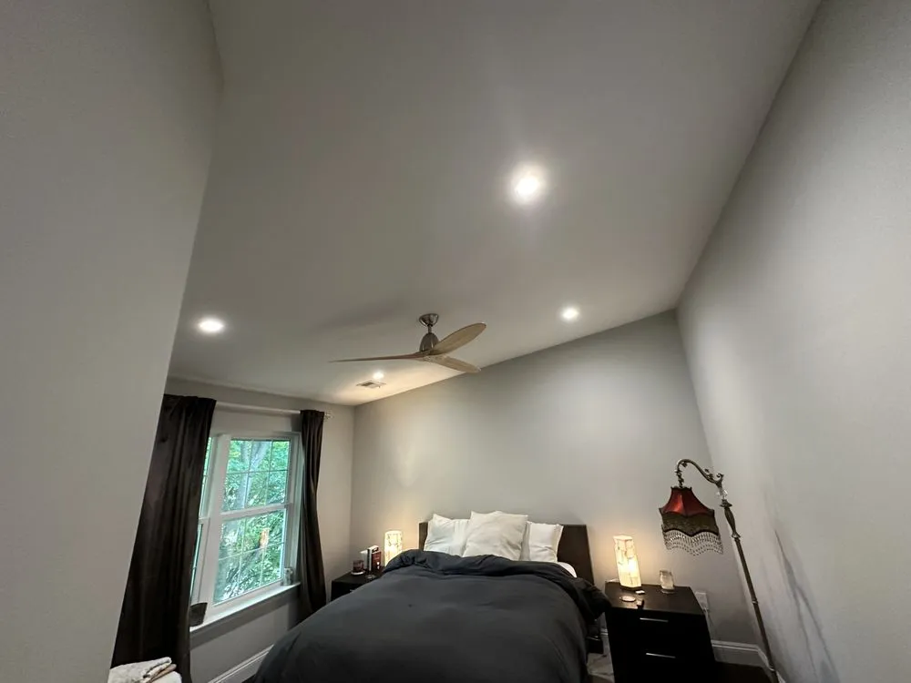 Slide of GoldenHandsElectrical