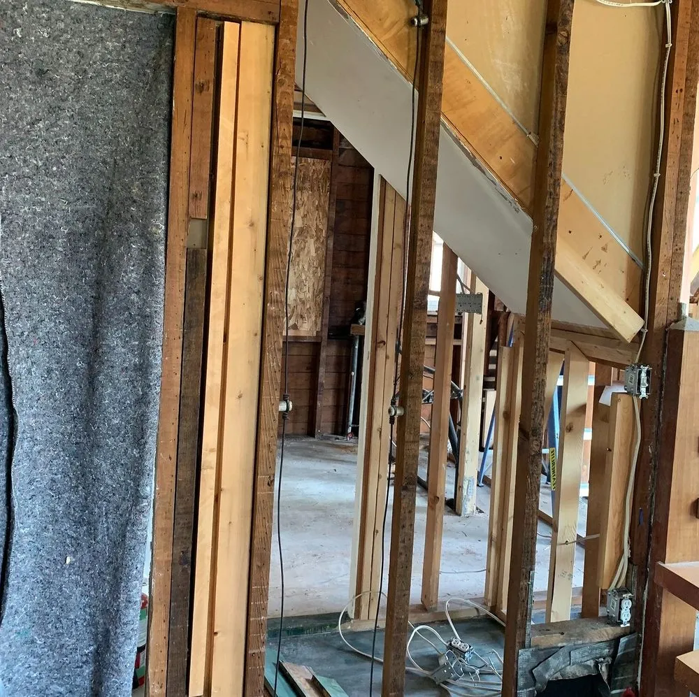 Slide of Goldleaf Electric