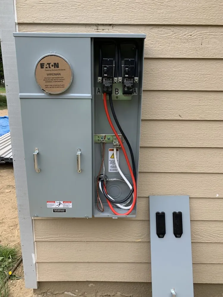 Slide of Gomez Bros Electric