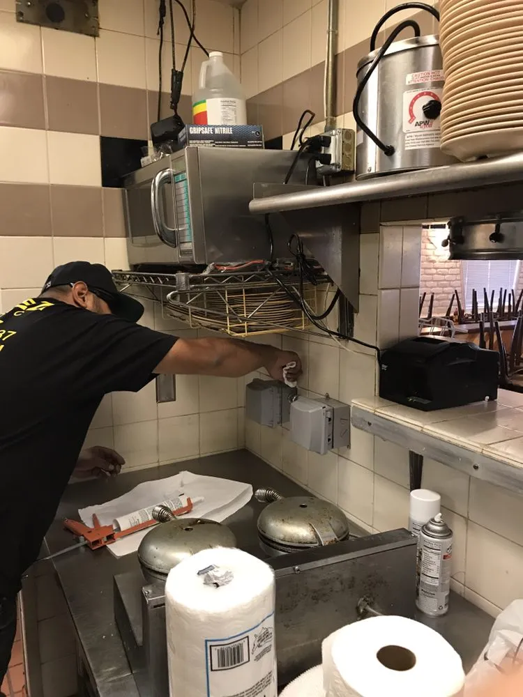 Slide of Gomez Electric