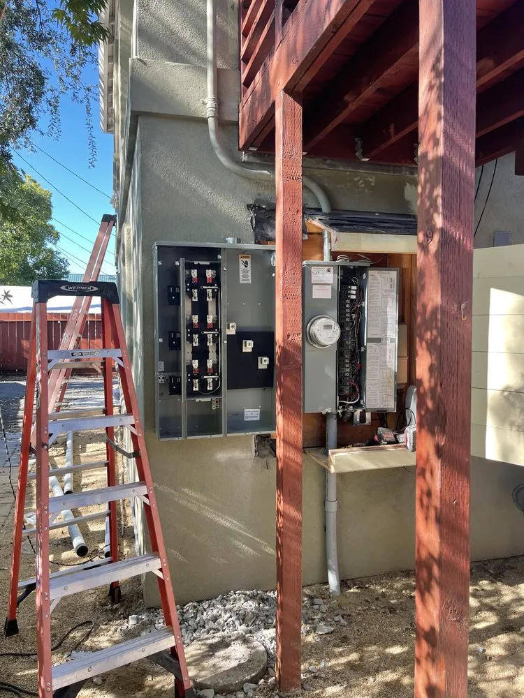 Slide of Gomez Electric